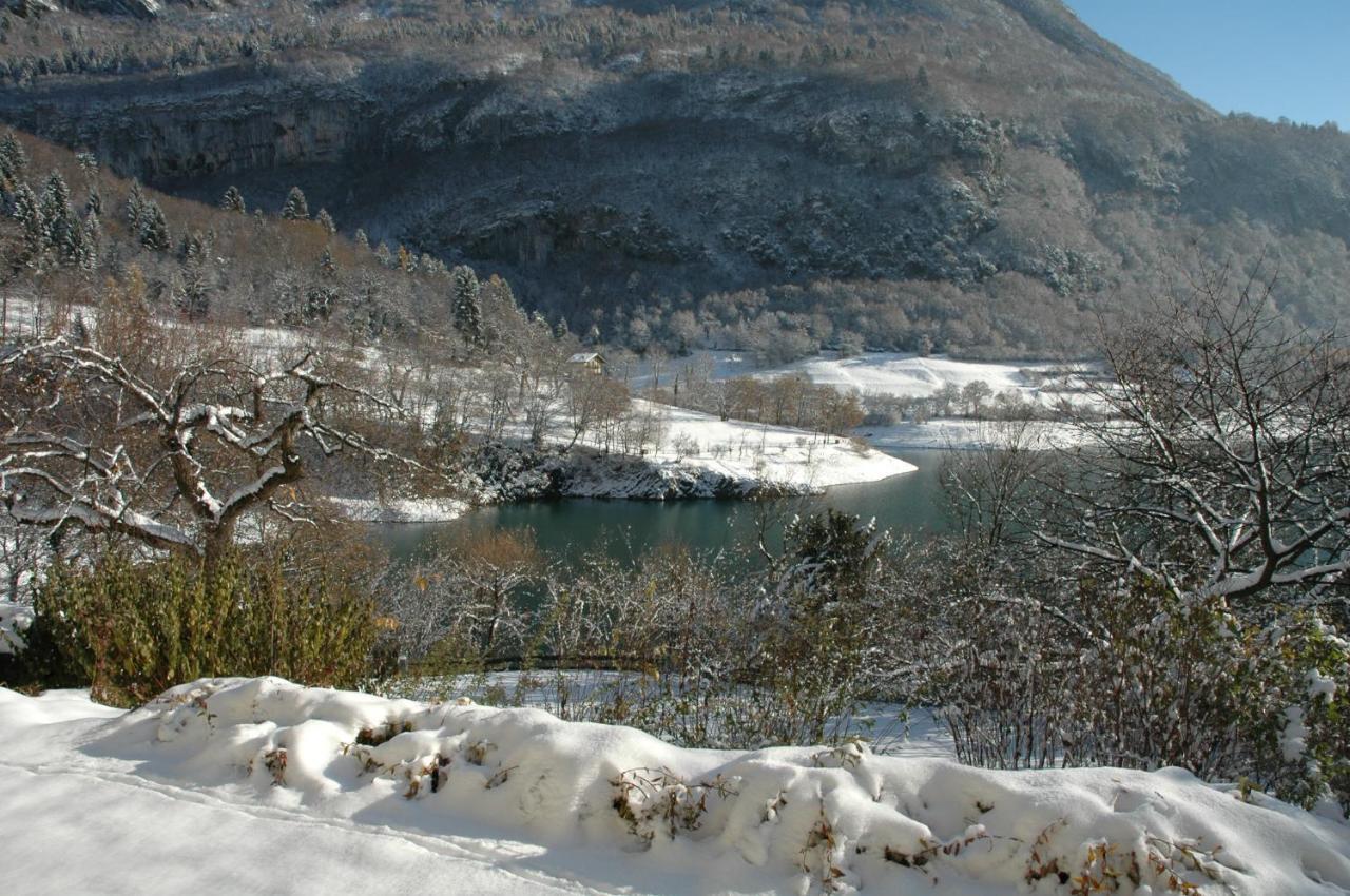 Al Trovante - Gardaslowemotion Apart otel Tenno Dış mekan fotoğraf